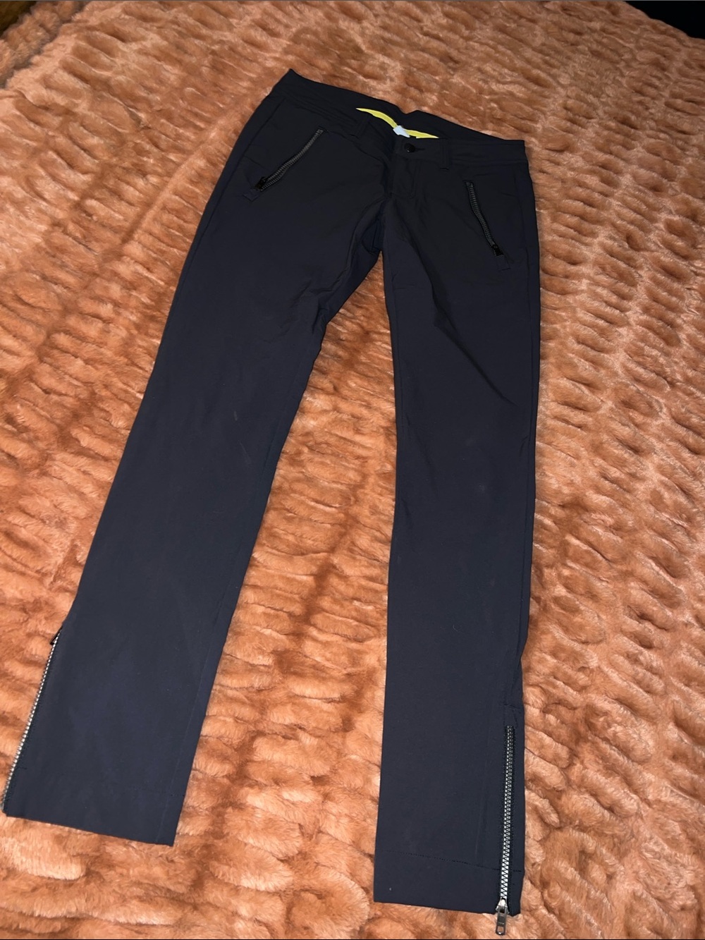 Stio Black Women's Performance Joggers with Ankle Zippers